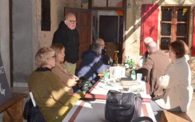Le café associatif d’Ajac fête ses 40 ans : une histoire de convivialité et de partage